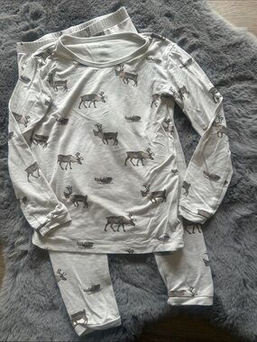 Kyte BABY Long Sleeve / Pants Pajama Set - Reindeer